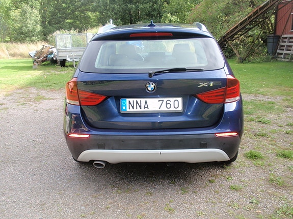 BMW X1 3 of 11