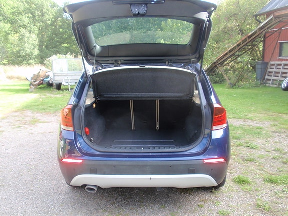 BMW X1 4 of 11