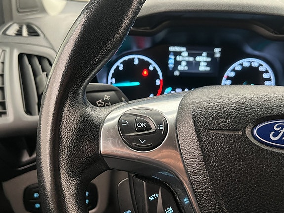 Ford Transit Connect 17 of 30