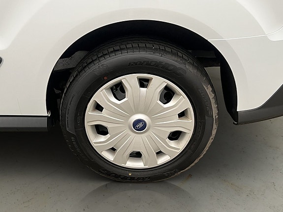 Ford Transit Connect 28 of 30