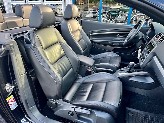 Volkswagen Eos 7 of 13