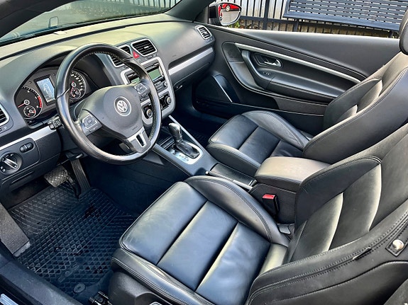 Volkswagen Eos 8 of 13