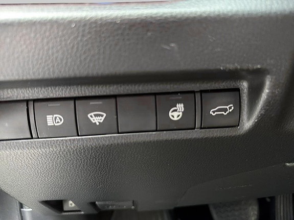 Toyota RAV4 14 of 14