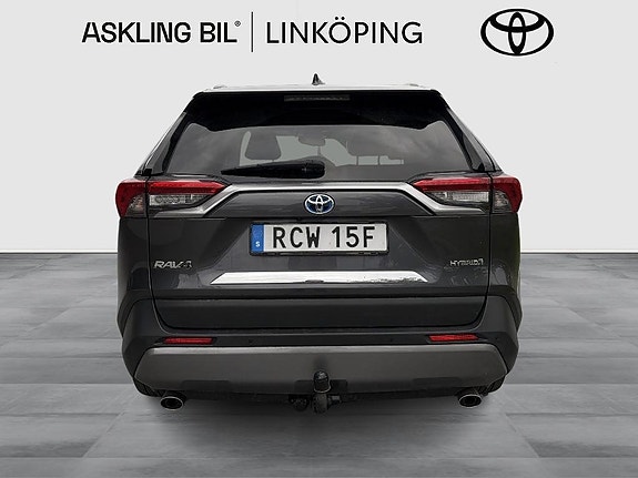 Toyota RAV4 5 of 14