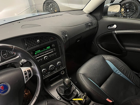 Saab 9-5 15 of 21