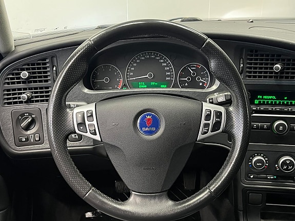 Saab 9-5 13 of 21