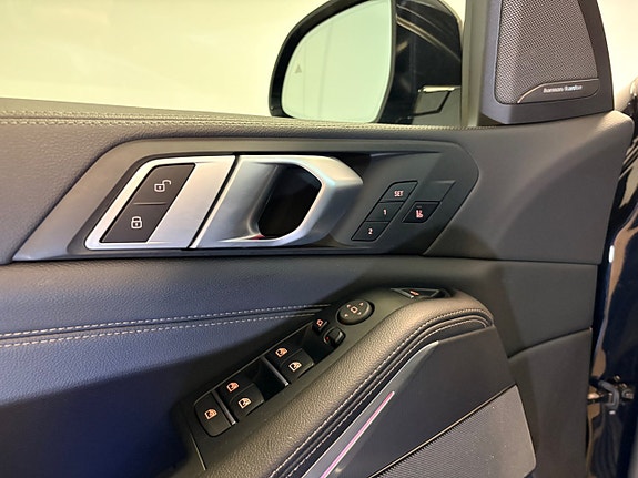 BMW X5 12 of 30