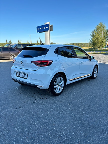Renault Clio 4 of 11