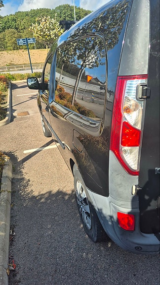 Renault Kangoo Express 2 of 14