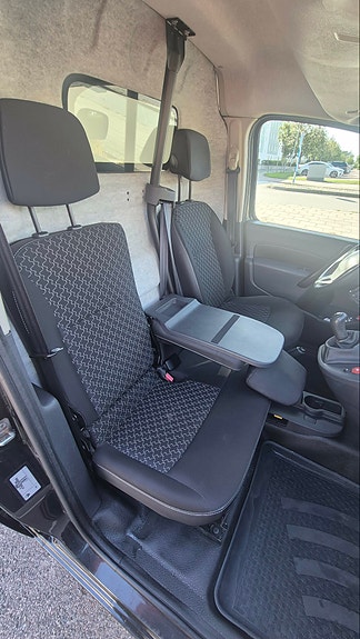 Renault Kangoo Express 7 of 14