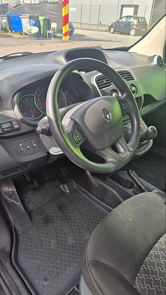 Renault Kangoo Express 11 of 14