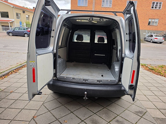 Volkswagen Caddy 10 of 21