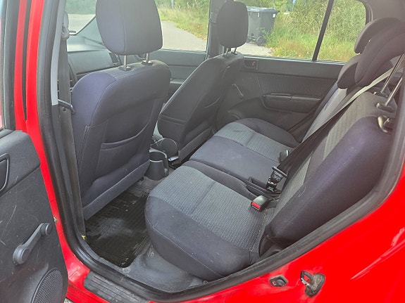 Hyundai Getz 7 of 12