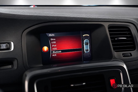 Volvo S60 Cross Country 19 of 25