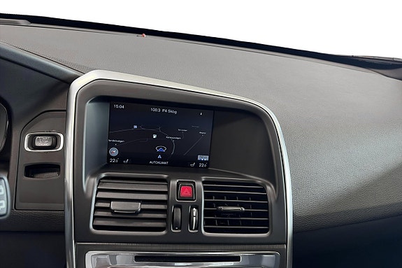 Volvo XC60 12 of 21