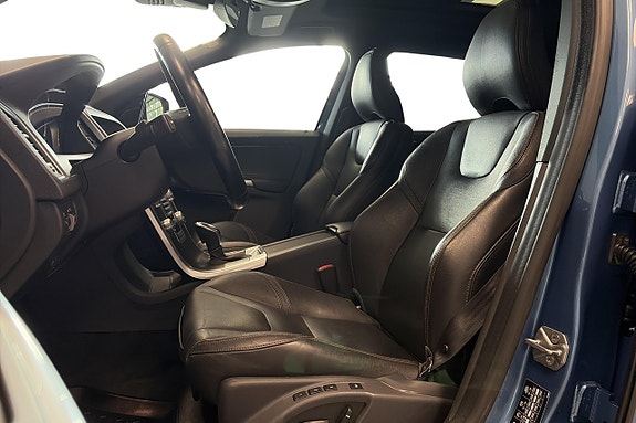 Volvo XC60 7 of 21