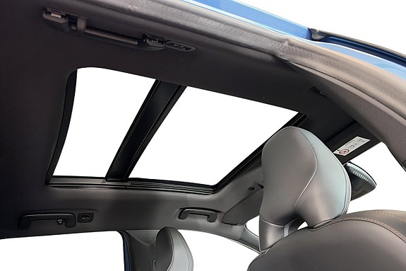 Volvo XC60 18 of 21