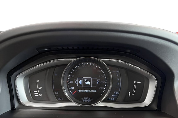 Volvo XC60 11 of 21