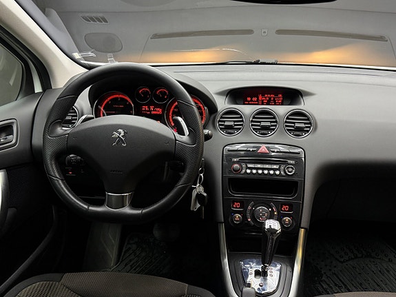 Peugeot 308 13 of 24