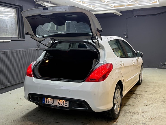 Peugeot 308 5 of 24