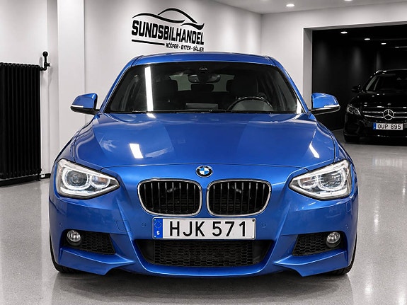 BMW 120d 2 of 12