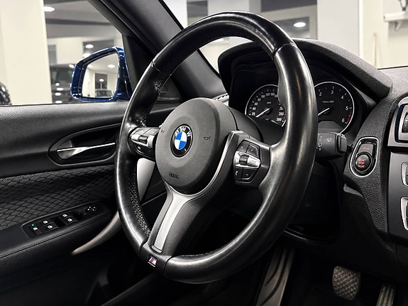 BMW 120d 6 of 12