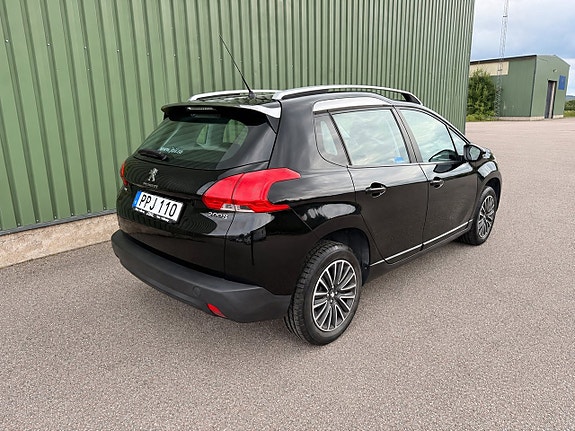 Peugeot 2008 5 of 14