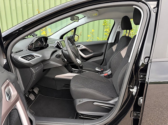 Peugeot 2008 7 of 14