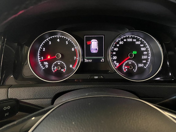 Volkswagen Golf I 17 of 19
