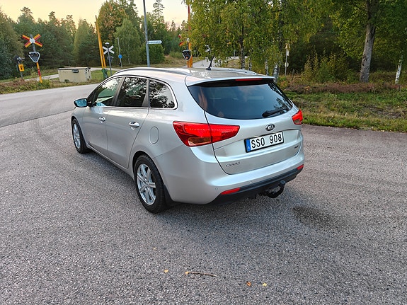 Kia Ceed 5 of 9