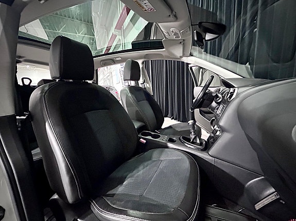 Nissan Qashqai+2 21 of 28