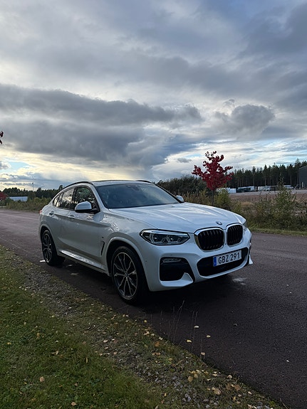 BMW X4 8 of 21