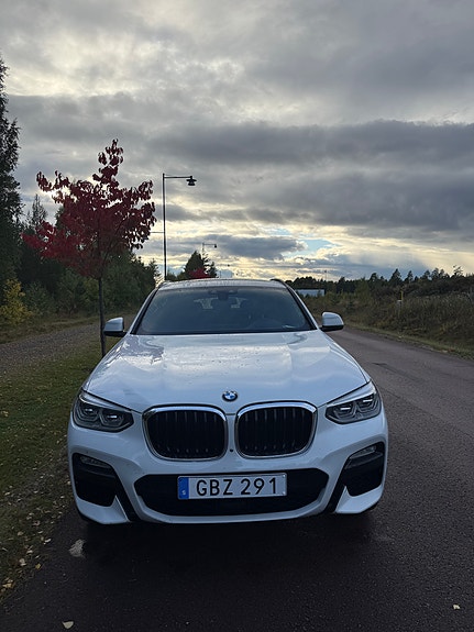 BMW X4 9 of 21
