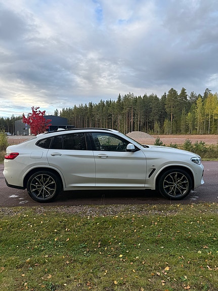 BMW X4 7 of 21