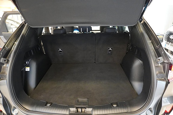 Ford Kuga 10 of 23