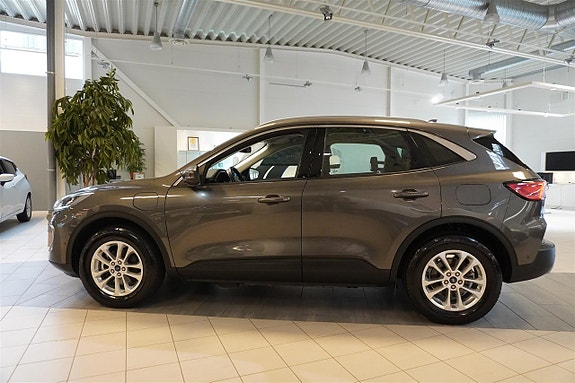Ford Kuga 3 of 23