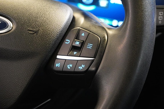 Ford Kuga 21 of 23