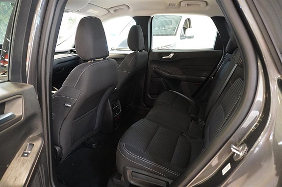 Ford Kuga 7 of 23