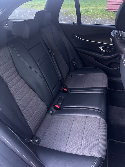 Mercedes-Benz E220 d 8 of 18