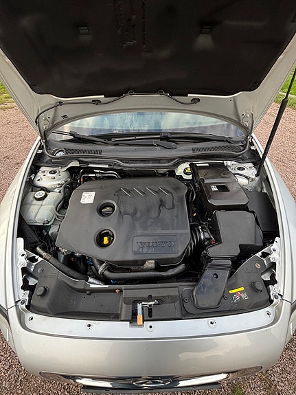 Volvo V50 4 of 9