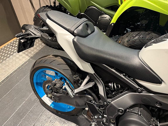 Yamaha MT-09  21mil 4 of 8