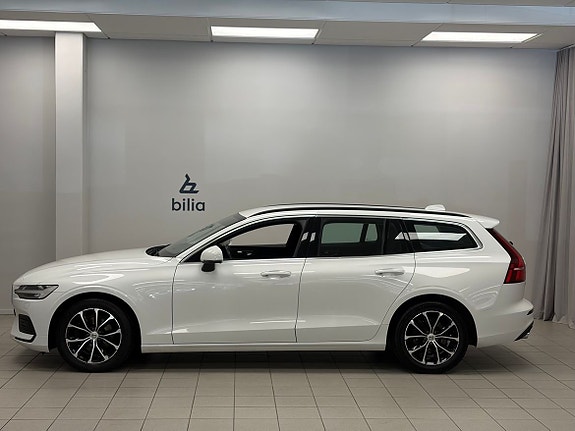 Volvo V60 2 of 18