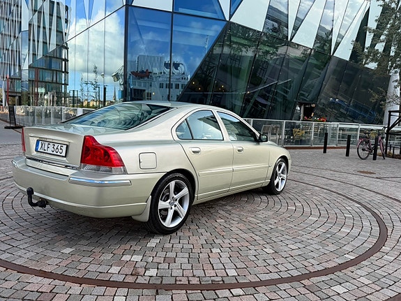 Volvo S60 5 of 9