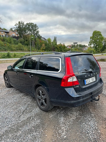 Volvo V70 7 of 8