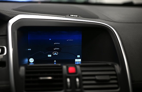 Volvo XC60 17 of 27