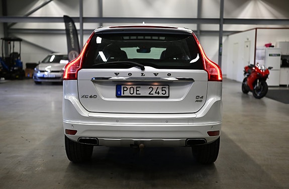 Volvo XC60 6 of 27