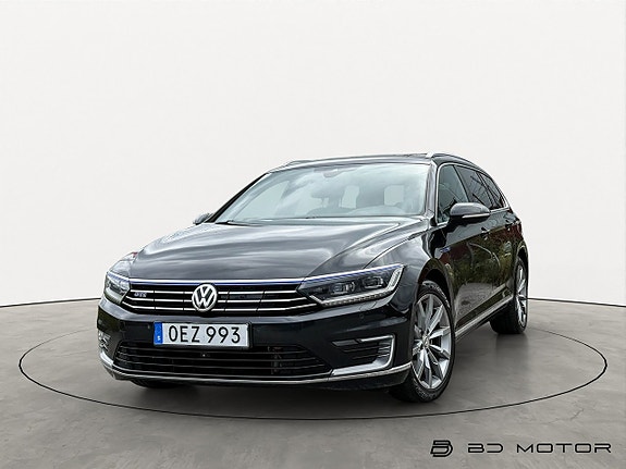 Volkswagen Passat 6 of 23