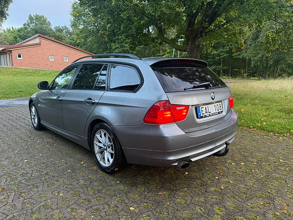 BMW 316i 4 of 6