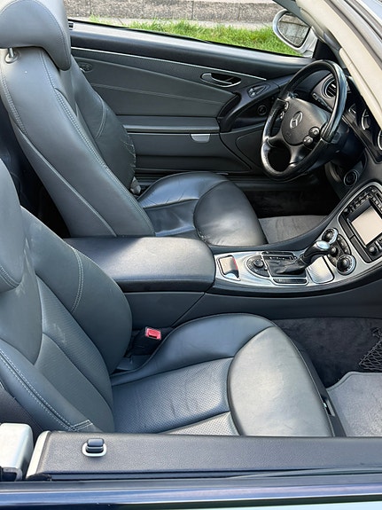 Mercedes-Benz SL350 6 of 8