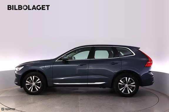 Volvo XC60 2 of 28